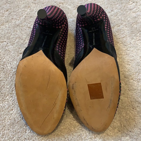 Tabitha Simmons - Picture 4 of 7